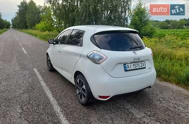 Хэтчбек Renault Zoe 2017 в 
