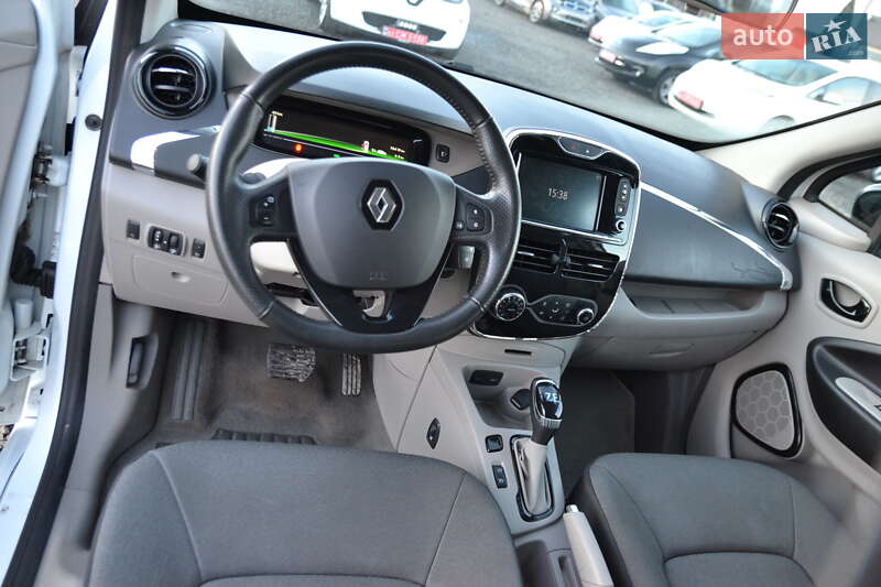 Хетчбек Renault Zoe 2016 в Луцьку
