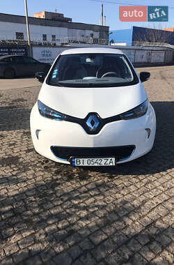 Хэтчбек Renault Zoe 2014 в 