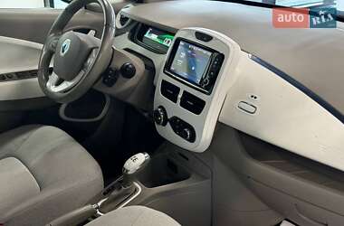 Хэтчбек Renault Zoe 2013 в 