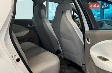 Хэтчбек Renault Zoe 2013 в 
