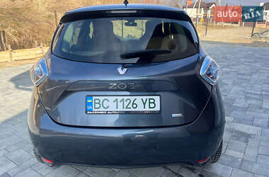 Хэтчбек Renault Zoe 2017 в 