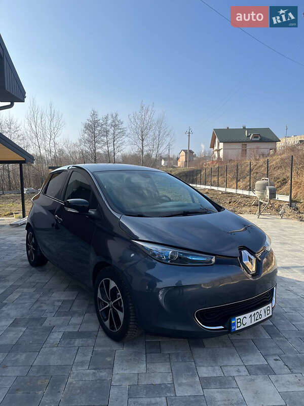 Хэтчбек Renault Zoe 2017 в Трускавце