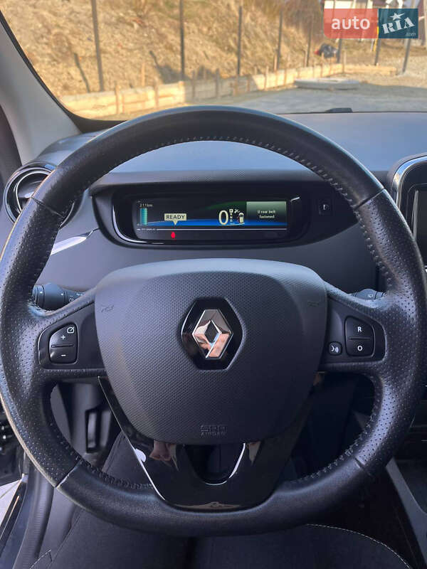 Хэтчбек Renault Zoe 2017 в Трускавце