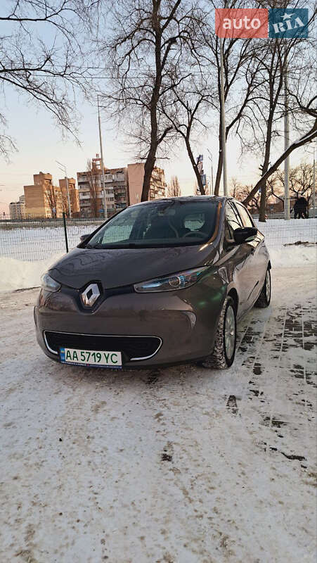 Хэтчбек Renault Zoe 2017 в Киеве