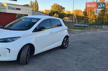 Хэтчбек Renault Zoe 2019 в 