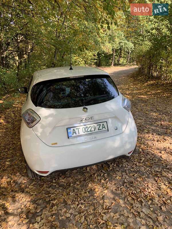 Хэтчбек Renault Zoe 2016 в Ивано-Франковске