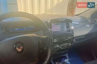 Хэтчбек Renault Zoe 2017 в 