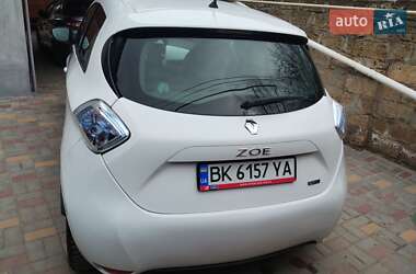 Хетчбек Renault Zoe 2018 в 