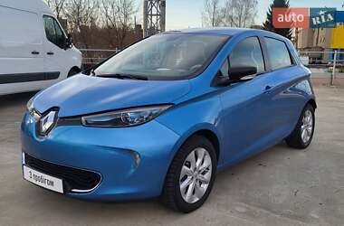 Хэтчбек Renault Zoe 2019 в 