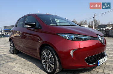 Хэтчбек Renault Zoe 2017 в 