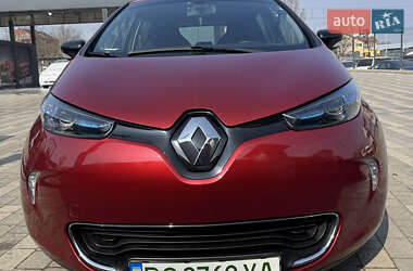 Хэтчбек Renault Zoe 2017 в 