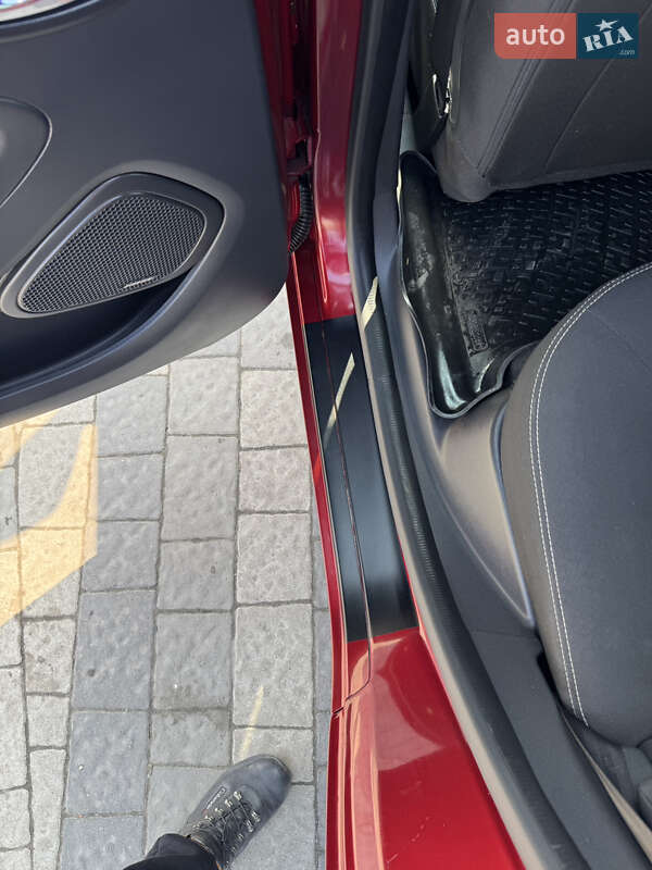 Хэтчбек Renault Zoe 2017 в Львове фото 87 Хэтчбек Renault Zoe 2017 в Львове