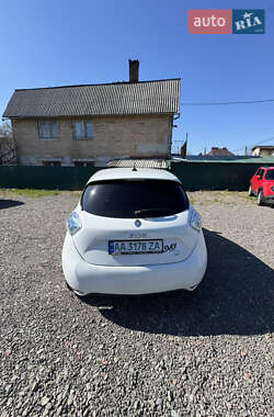 Хэтчбек Renault Zoe 2015 в Киеве
