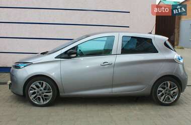 Хэтчбек Renault Zoe 2015 в 