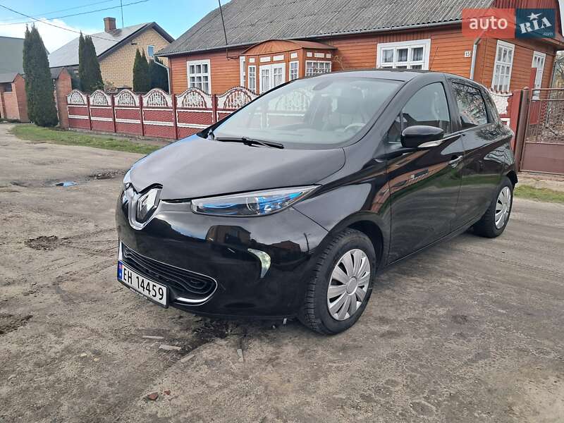 Хэтчбек Renault Zoe 2018 в 
