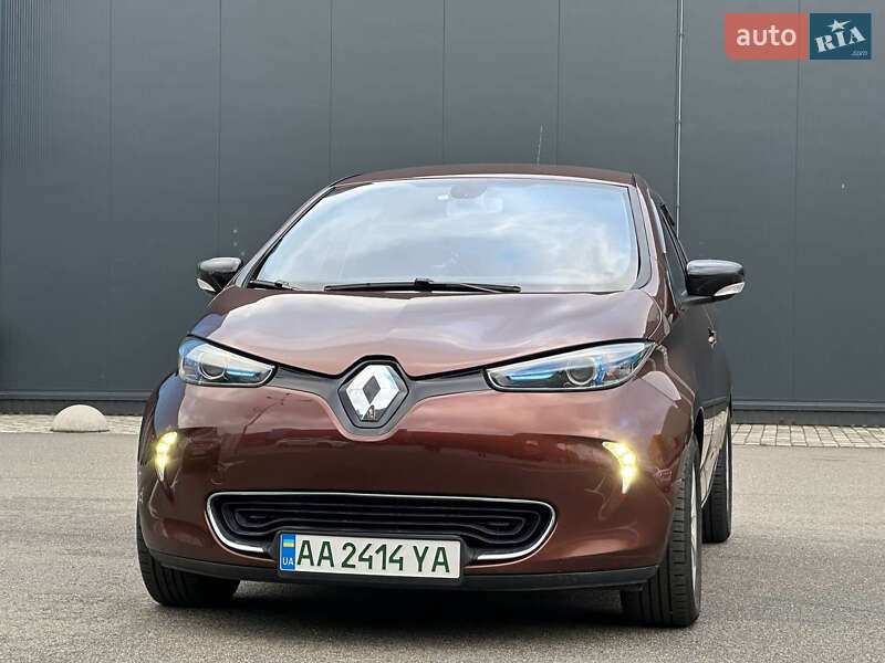 Хэтчбек Renault Zoe 2015 в Киеве