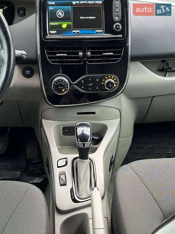 Хэтчбек Renault Zoe 2015 в Киеве