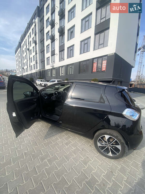 Хэтчбек Renault Zoe 2017 в Трускавце