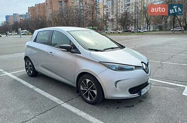 Хэтчбек Renault Zoe 2019 в 