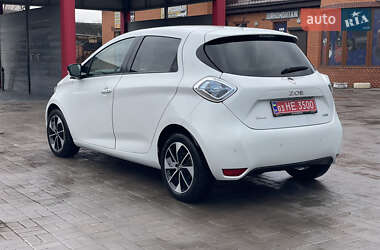 Хэтчбек Renault Zoe 2018 в 