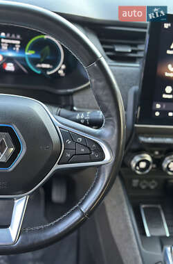 Хэтчбек Renault Zoe 2020 в 