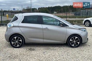 Хэтчбек Renault Zoe 2015 в 