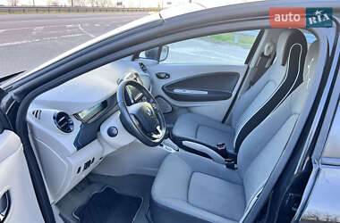 Хэтчбек Renault Zoe 2015 в 