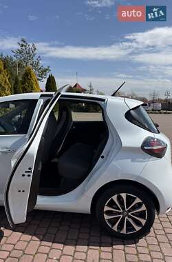 Хэтчбек Renault Zoe 2020 в 
