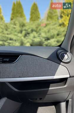 Хэтчбек Renault Zoe 2020 в 