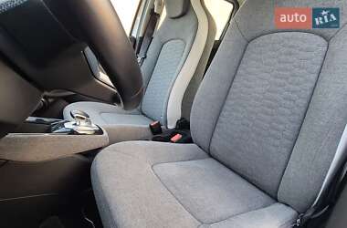 Хетчбек Renault Zoe 2020 в 