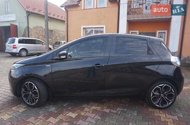 Хэтчбек Renault Zoe 2019 в 
