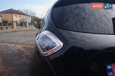 Хэтчбек Renault Zoe 2019 в 