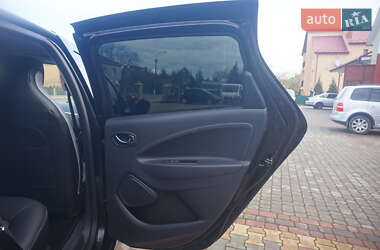 Хэтчбек Renault Zoe 2019 в 