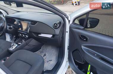 Хэтчбек Renault Zoe 2020 в 