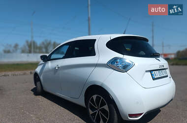 Хэтчбек Renault Zoe 2018 в 