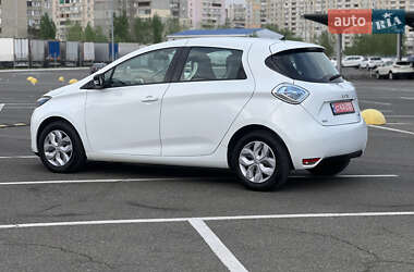 Хэтчбек Renault Zoe 2017 в 