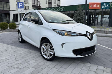 Хэтчбек Renault Zoe 2019 в Городке
