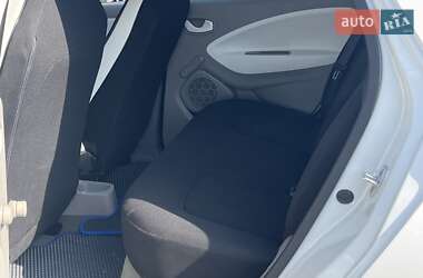 Хетчбек Renault Zoe 2015 в 