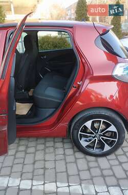Хэтчбек Renault Zoe 2018 в 