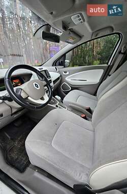 Хэтчбек Renault Zoe 2013 в 