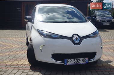 Хэтчбек Renault Zoe 2017 в 