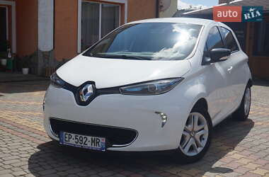 Хэтчбек Renault Zoe 2017 в 