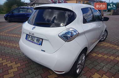 Хэтчбек Renault Zoe 2017 в 
