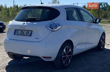 Хэтчбек Renault Zoe 2019 в 