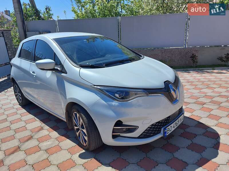 Хетчбек Renault Zoe 2020 в 