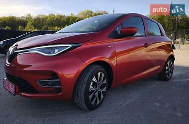 Хэтчбек Renault Zoe 2022 в 