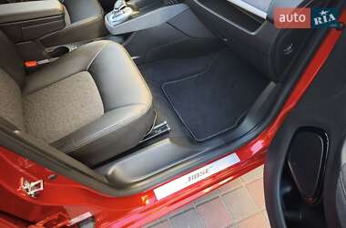 Хэтчбек Renault Zoe 2022 в 