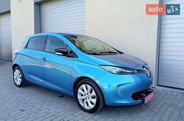 Хетчбек Renault Zoe 2017 в 