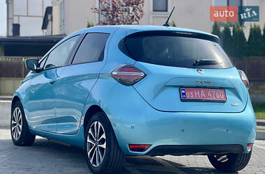 Хетчбек Renault Zoe 2019 в 